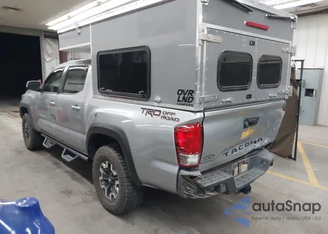 2017 Toyota Tacoma Trd Off Road из США, поврежденный, VIN 3TMAZ5CNXHM051884